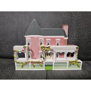 Sheila's 1995 House Collectibles Gone with the Wind Aunt PittyPat's Old South